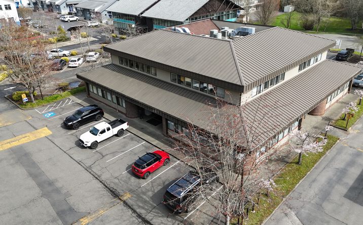 Pictures of Office property located at 911 Hildebrand Ln NE, Bainbridge Island, WA 98110 for sales - image #1