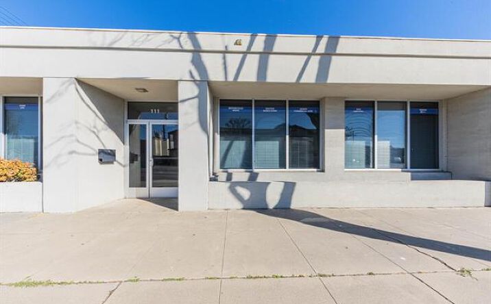 Pictures of Retail, Office, Industrial property located at 109 E Alisal Street, Salinas, CA 93901 for sales - image #1
