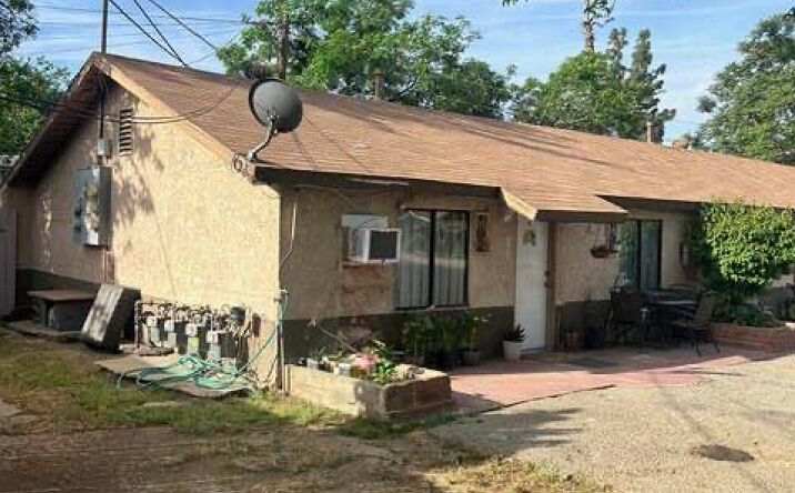 Pictures of Multifamily property located at 1909 Buena Vista St, Bakersfield, CA 93304, 415 S Haley St, Bakersfield, CA 93307, 614 E 9th St, Bakersfield, CA 93307, 1104 Gage St, Bakersfield, CA 93305, 311 E 10th St, Bakersfield, CA 93307, 3038 Virginia Ave, Bakersfield, CA 93307, 1134 Lomita Dr, Bakersfield, CA 93307 for sales - image #1