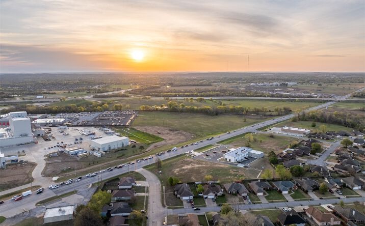 Pictures of Land property located at 1 E Hwy 51, Broken Arrow, OK 74014 for sales - image #1