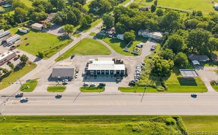 Pictures of Office property located at 12127 S Hwy 51 Highway, Coweta, OK 74429 for sales - image #1