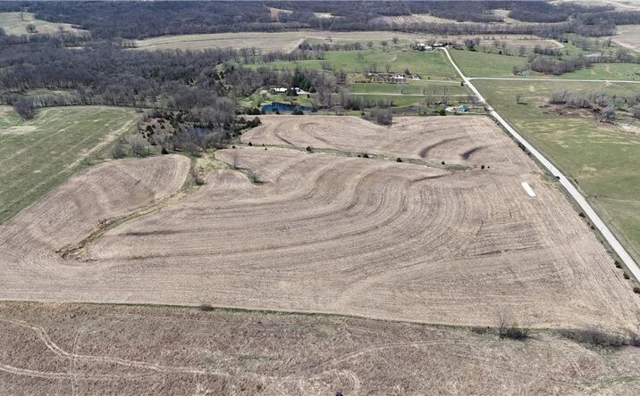Pictures of Land property located at Drake Avenue, Pattonsburg, MO 64670 for sales - image #1