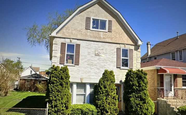 Pictures of Multifamily property located at 4816 W 24th Street, Cicero, IL 60804 for sales - image #1
