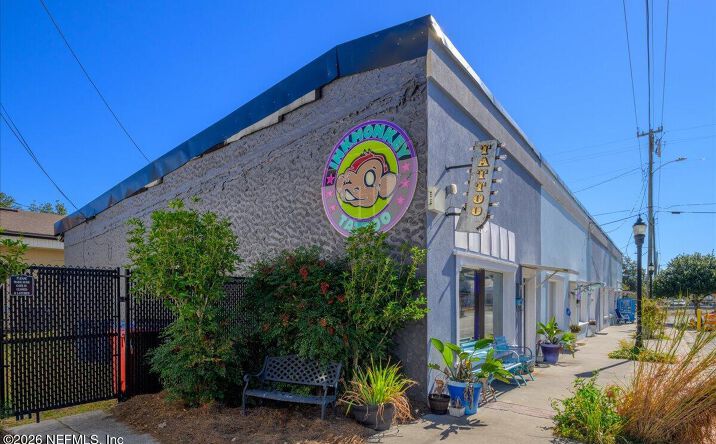 Pictures of Retail property located at 23 S COLLEGE Street, Macclenny, FL 32063 for sales - image #1