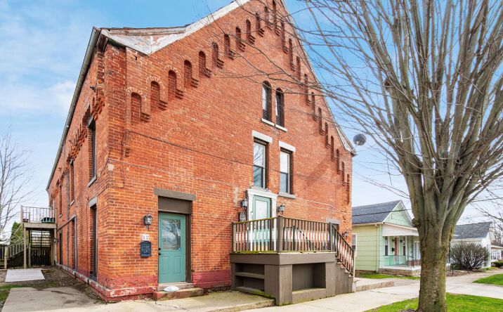 Pictures of Multifamily property located at 84 W 2nd Street, London, OH 43140 for sales - image #1