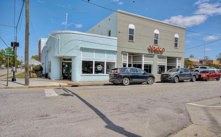Pictures of Retail, Mixed Use property located at 111 Main St, Lincolnton, GA 30817 for sales - image #1