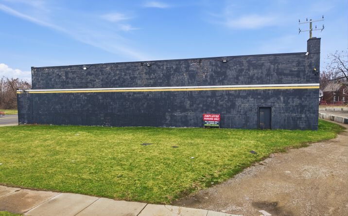 Pictures of Mixed Use property located at 10320 Van Dyke Street, Detroit, MI 48234 for sales - image #1