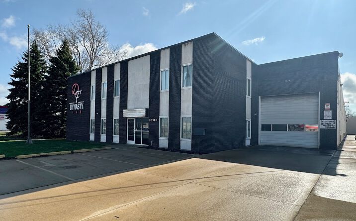 Pictures of Industrial property located at 30980 Groesbeck Hwy, Roseville, MI 48066 for sales - image #1
