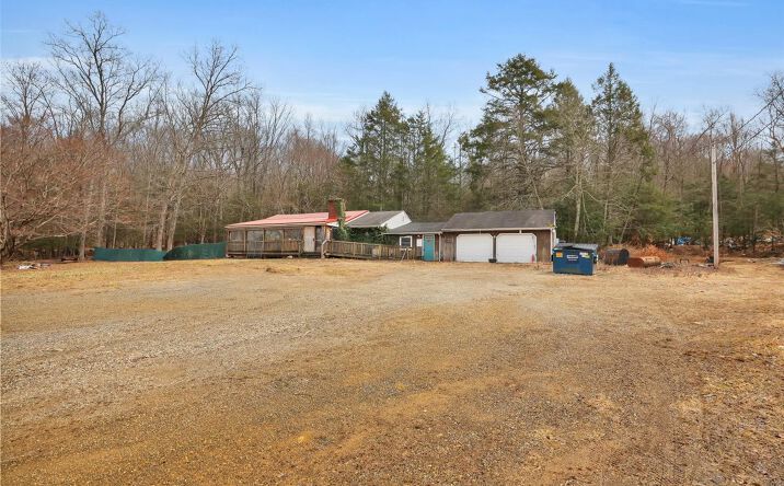 Pictures of Mixed Use, Retail, Special Purpose property located at 664 US-6, Andover, CT 06232 for sales - image #1