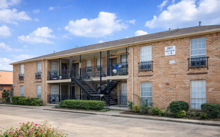 Pictures of Multifamily property located at 2817 Broadway St, Houston, TX 77017 for sales - image #1