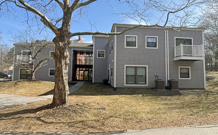 Pictures of Office property located at 278 Lafayette Rd, Portsmouth, NH 03801 for sales - image #1