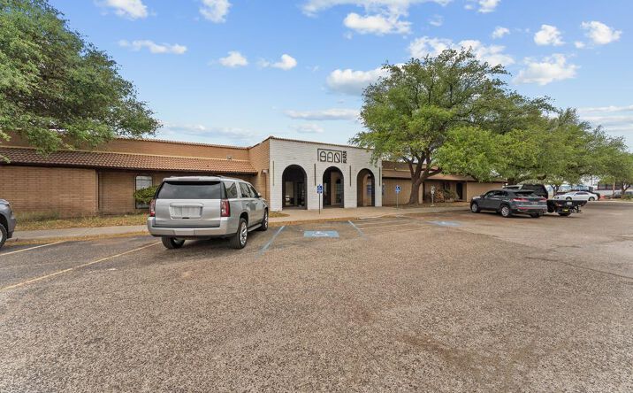 Pictures of Office property located at 3205 Kermit Hwy, Odessa, TX 79764 for sales - image #1