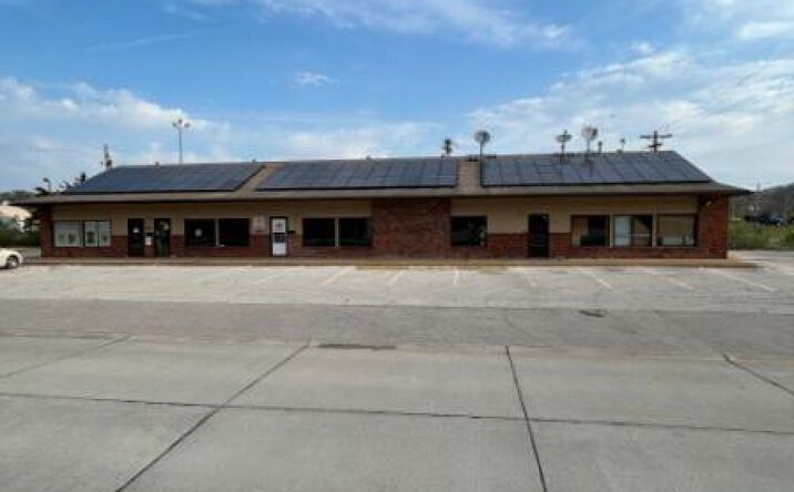 Pictures of Retail property located at 1621 Marriott Ln, Barnhart, MO 63012 for sales - image #1