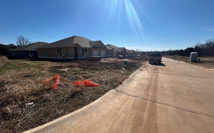 Pictures of Multifamily property located at 615 W Moore Ave, Enid, OK 73701 for sales - image #1
