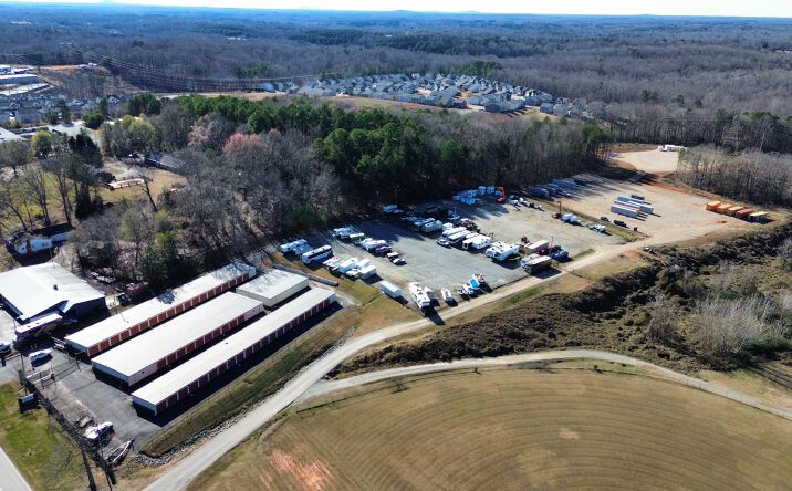 Pictures of Self Storage property located at 2585 NC-16 Bus, Denver, NC 28037 for sales - image #1