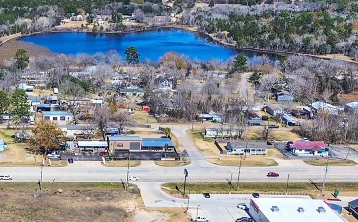 Pictures of Land, Mixed Use, Office, Self Storage property located at 1097 West, Willis, TX 77318 for sales - image #1