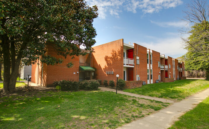Pictures of Multifamily property located at 3618 Chamberlayne Ave, Richmond, VA 23227 for sales - image #1