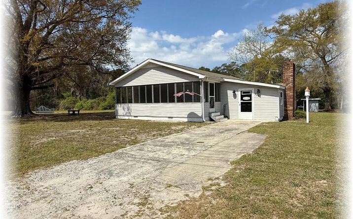 Pictures of Land, Mixed Use property located at 2260 Shell Point Rd SW, Shallotte, NC 28470 for sales - image #1