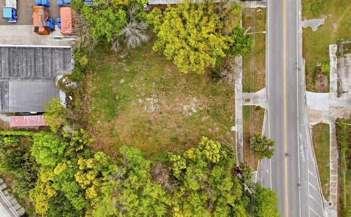 Pictures of Land property located at 622 College St, Jacksonville, FL 32204 for sales - image #1