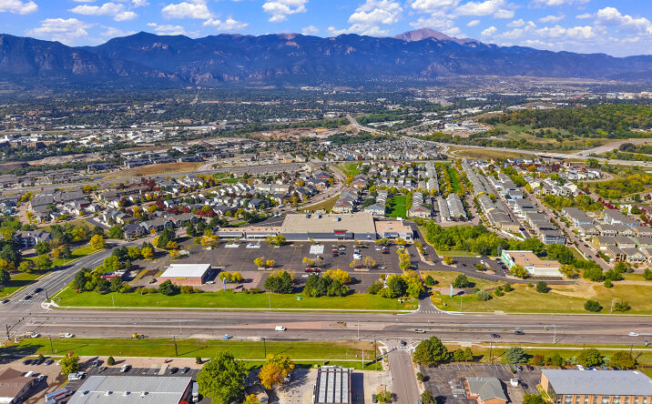 Pictures of Retail property located at 1640 S Circle Dr, Colorado Springs, CO 80910 for sales - image #1
