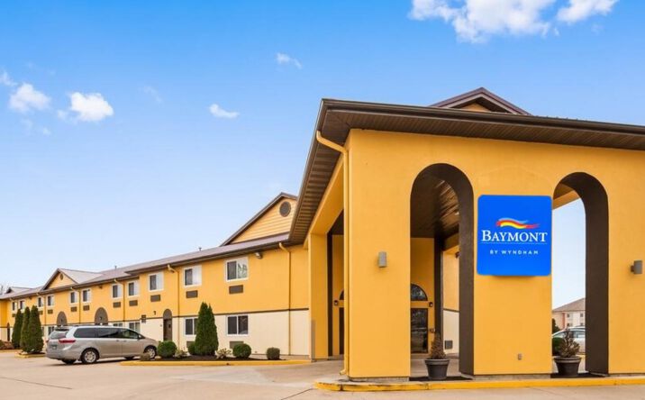 Pictures of Hospitality property located at 360 Eastgate Dr, Danville, IL 61834 for sales - image #1