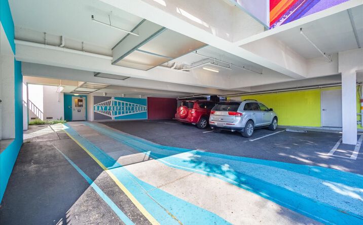 Pictures of Office property located at 482 W MacArthur Blvd, Oakland, CA 94609 for sales - image #1