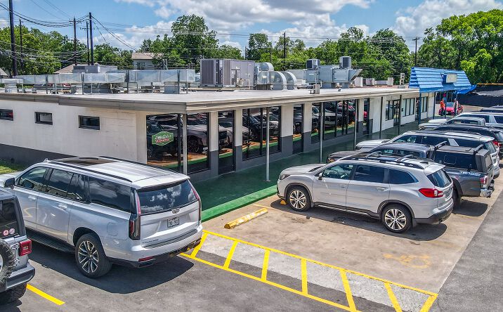 Pictures of Retail property located at 1804 Briarcliff Blvd, Austin, TX 78723 for sales - image #1