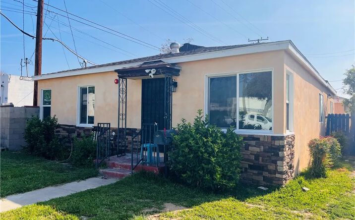 Pictures of Multifamily property located at 112 S Sierra Vista, Monterey Park, CA 91755 for sales - image #1