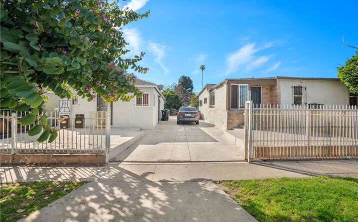Pictures of Multifamily property located at 2106 E 113th, Los Angeles, CA 90059 for sales - image #1