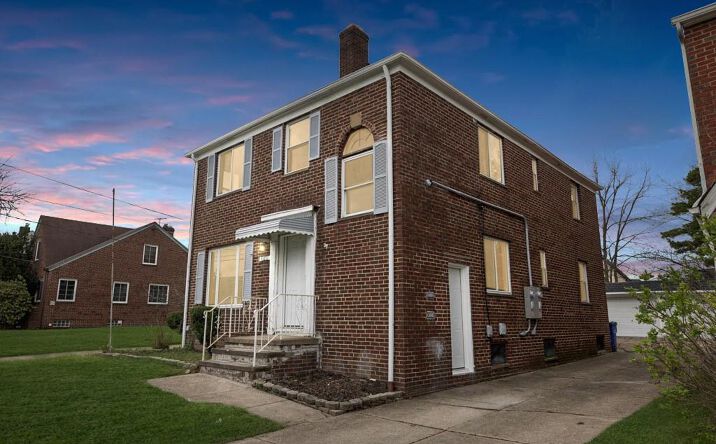 Pictures of Multifamily property located at 3596 Warren Rd, Cleveland, OH 44111 for sales - image #1