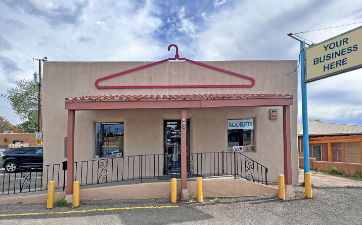 Pictures of Retail property located at 647 Cerrillos Rd, Santa Fe, NM 87505 for sales - image #1