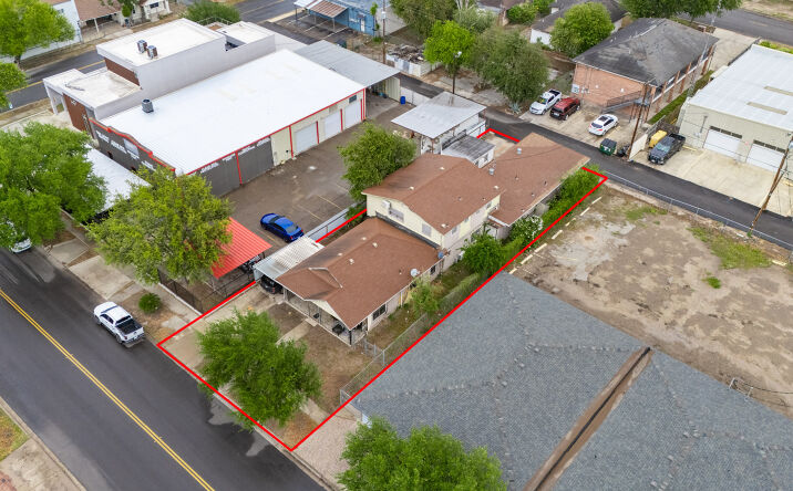 Pictures of Multifamily property located at 613 S 12th St, McAllen, TX 78501 for sales - image #1