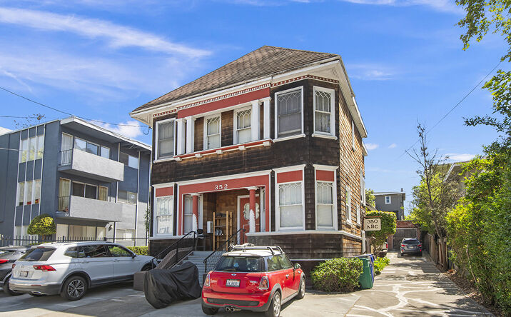 Pictures of Multifamily property located at 348 Jayne Ave, Oakland, CA 94610 for sales - image #1