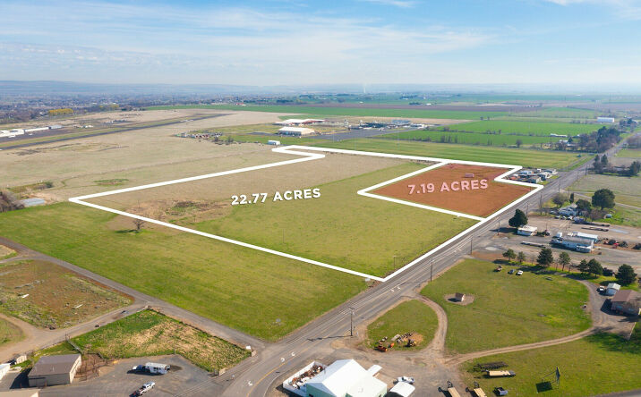 Pictures of Land property located at 1250 East Airport Rd, Hermiston, OR 97838 for sales - image #1