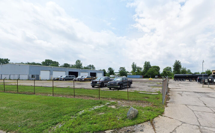 Pictures of Industrial property located at 6532 Beverly Plaza, Romulus, MI 48174 for sales - image #1