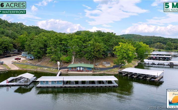 Pictures of Business for Sale, Multifamily, Hospitality property located at 256 Irish Hills Drive, Camdenton, MO 65020 for sales - image #1