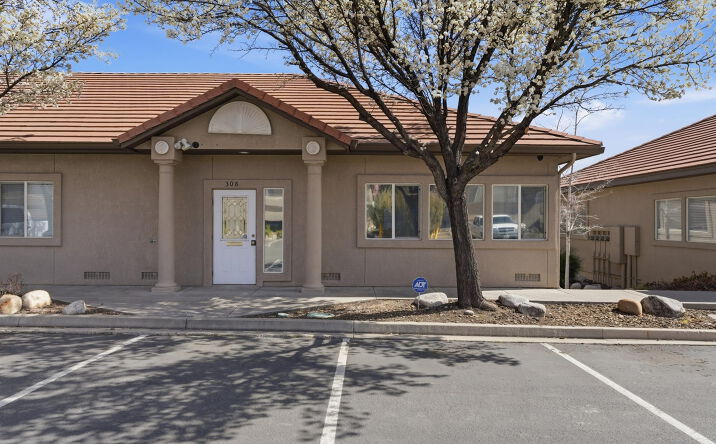 Pictures of Office property located at 2225 Green Vista Dr, Sparks, NV 89431 for sales - image #1