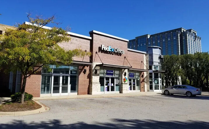 Pictures of Retail property located at 9500-9520 W Higgins, Rosemont, IL 60018 for sales - image #1
