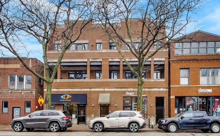 Pictures of Multifamily, Retail property located at 2108 W Roscoe Street, Chicago, IL 60618 for sales - image #1