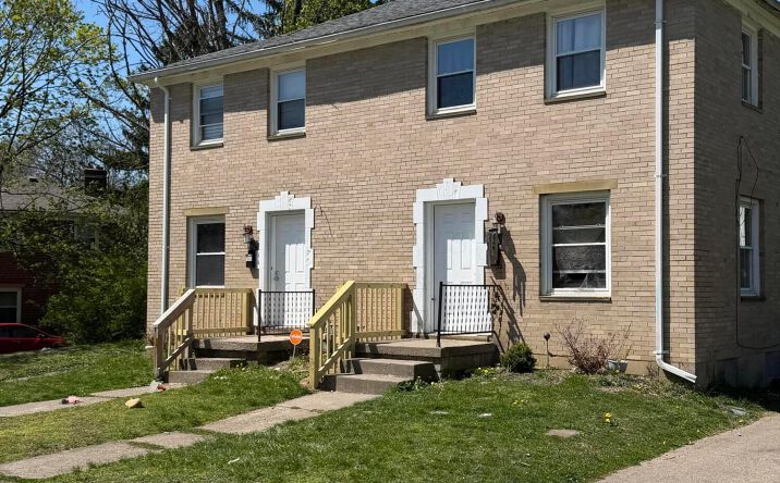 Pictures of Multifamily property located at 1143 Cedarview Drive, Springfield, OH 45503 for sales - image #1