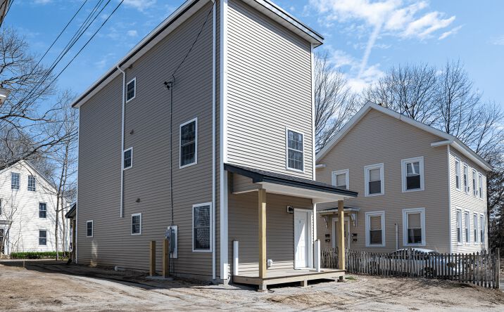 Pictures of Multifamily property located at 31 Drummond St, Auburn, ME 04210 for sales - image #1
