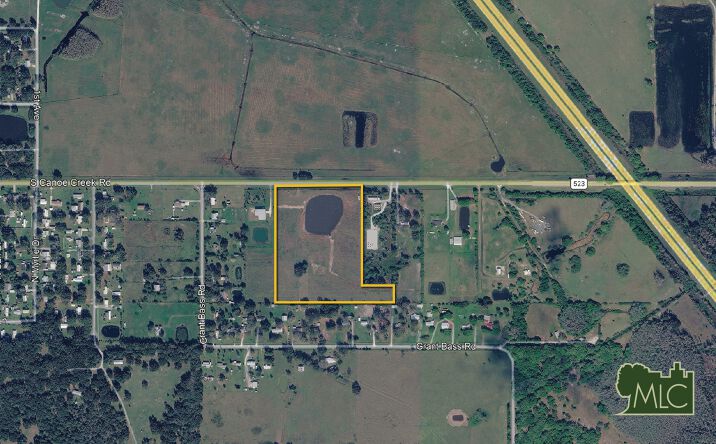 Pictures of Land property located at 350 S Canoe Creek Rd, undefined, FL 34739 for sales - image #1