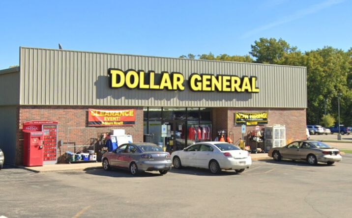 Pictures of Retail property located at 1102 Lawe St, Kaukauna, WI 54130 for sales - image #1