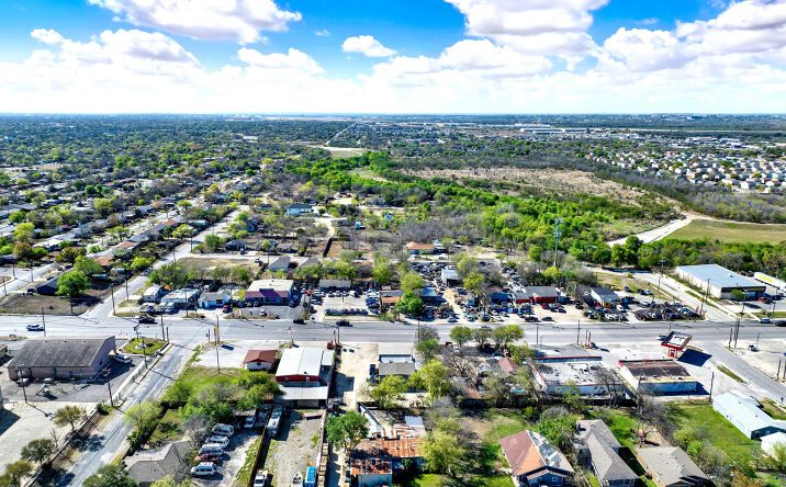 Pictures of Mixed Use, Retail property located at 4219 culebra, San Antonio, TX 78228 for sales - image #1