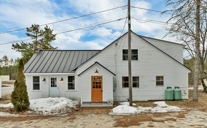 Pictures of Mixed Use property located at 839 NH-16, Ossipee, NH 03864 for sales - image #1