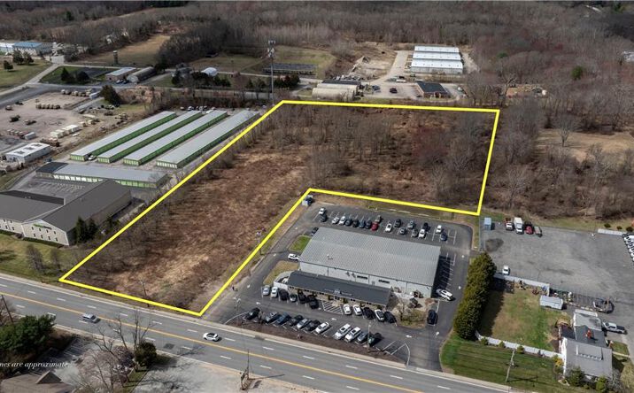 Pictures of Land, Retail, Office, Industrial, Self Storage, Special Purpose property located at 00 South County Trail, East Greenwich, RI 02818 for sales - image #1