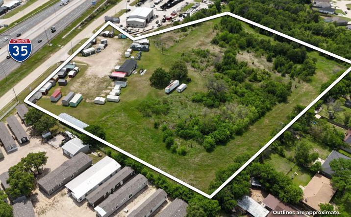 Pictures of Land property located at 4901 I 35 N Frontage Rd, Waco, TX 76705 for sales - image #1