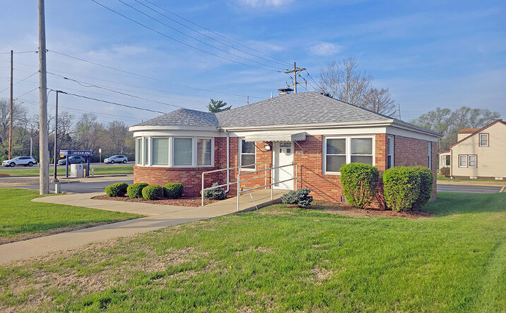 Pictures of Office property located at 5700 W Main St, Belleville, IL 62226 for sales - image #1