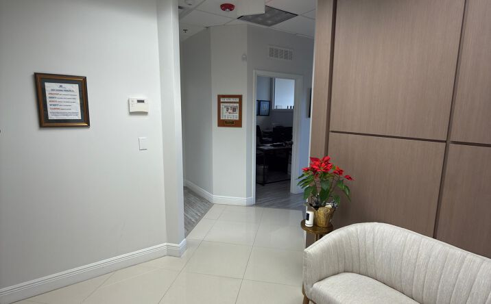 Pictures of Office property located at 6735 Conroy Rd, Orlando, FL 32835 for sales - image #1
