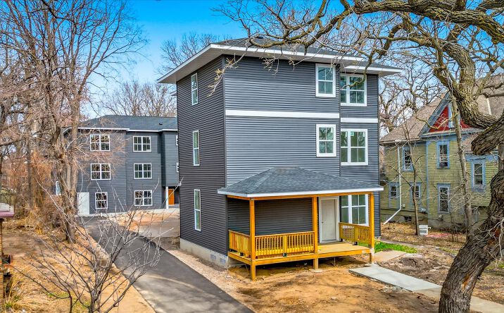 Pictures of Multifamily property located at 811-815 6th Street SE, Minneapolis, MN 55414 for sales - image #1